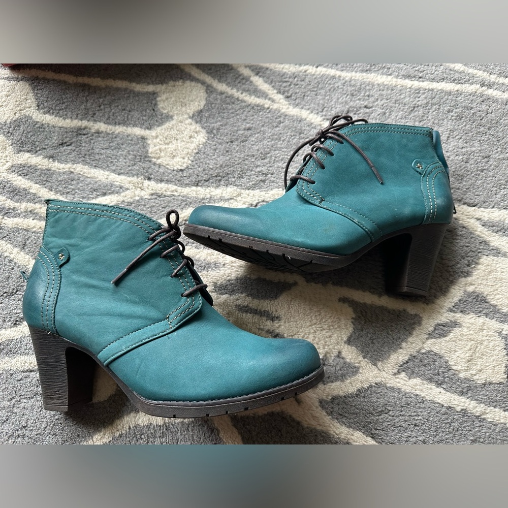 Rockport Keara Booties Size 9  (EU 40.5)